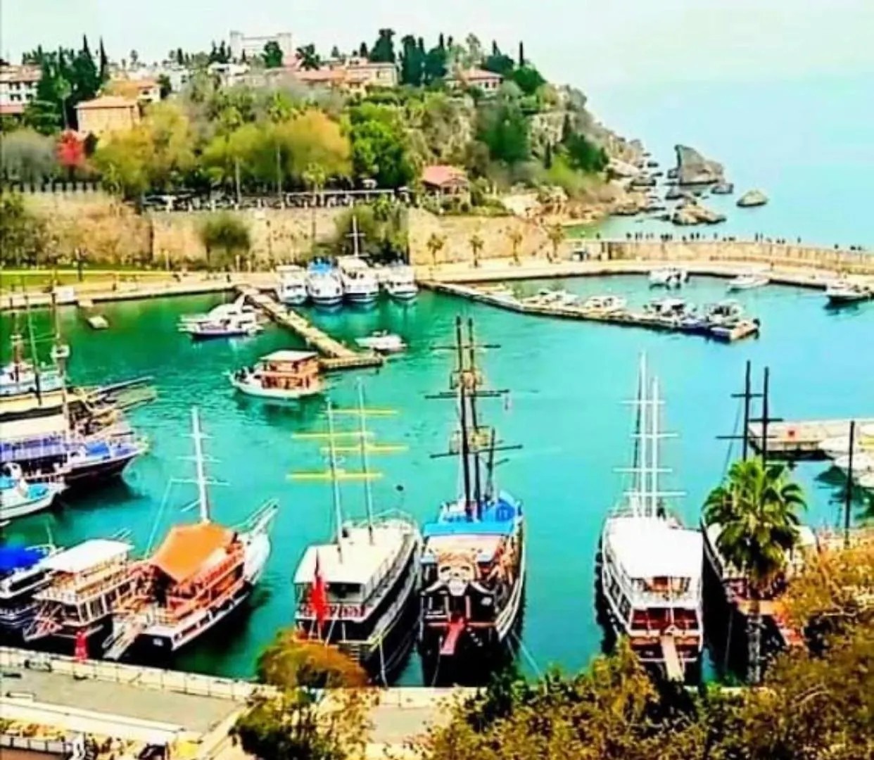 Antalya Kaleici Benzersiz Muethis Genis Daire 0*,